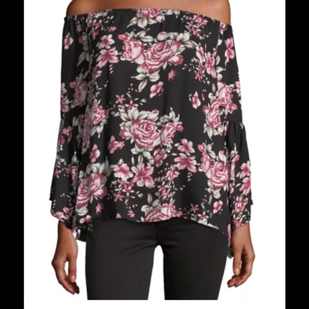 On the Road Viviana OfftheShoulder FloralPrint Top